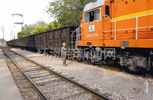 唐鋼物流加速推進(jìn)“公轉(zhuǎn)鐵”實(shí)施，洗掃車助力綠色轉(zhuǎn)型